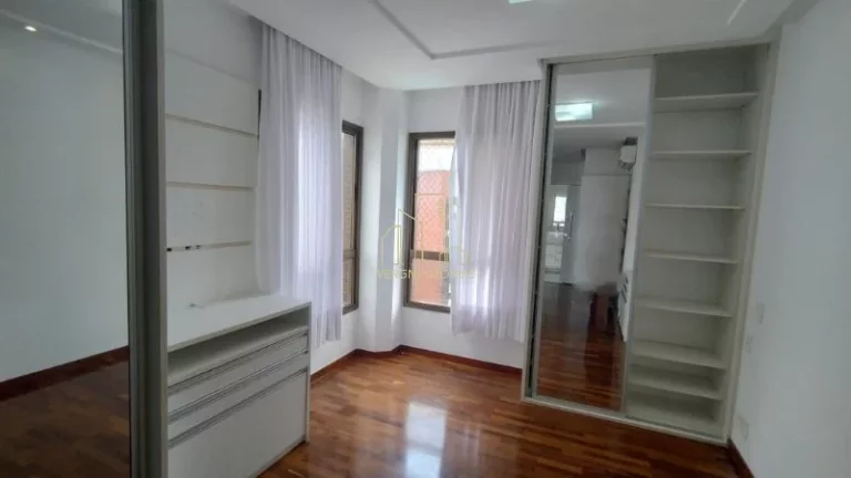 Imagem Imperdível oportunidade de adquirir um amplo apartamento de 4 quartos no Itaigara, Salvador-BA, com 133,00 m² e 2 vagas de garagem!