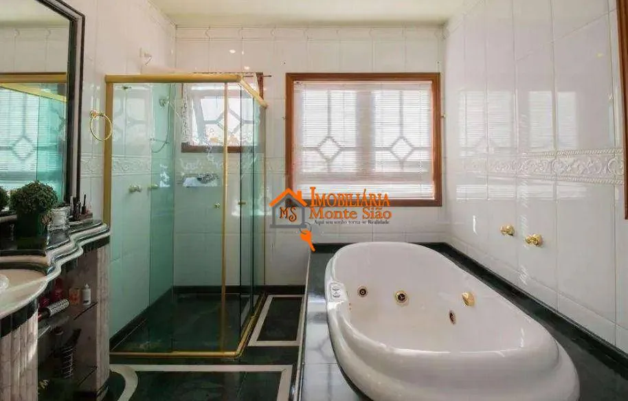 Imagem Sobrado com 3 dormitórios, 425 m² - venda por R$ 2.000.000,00 ou aluguel por R$ 11.500,00/mês - Jardim Maia - Guarulhos/SP