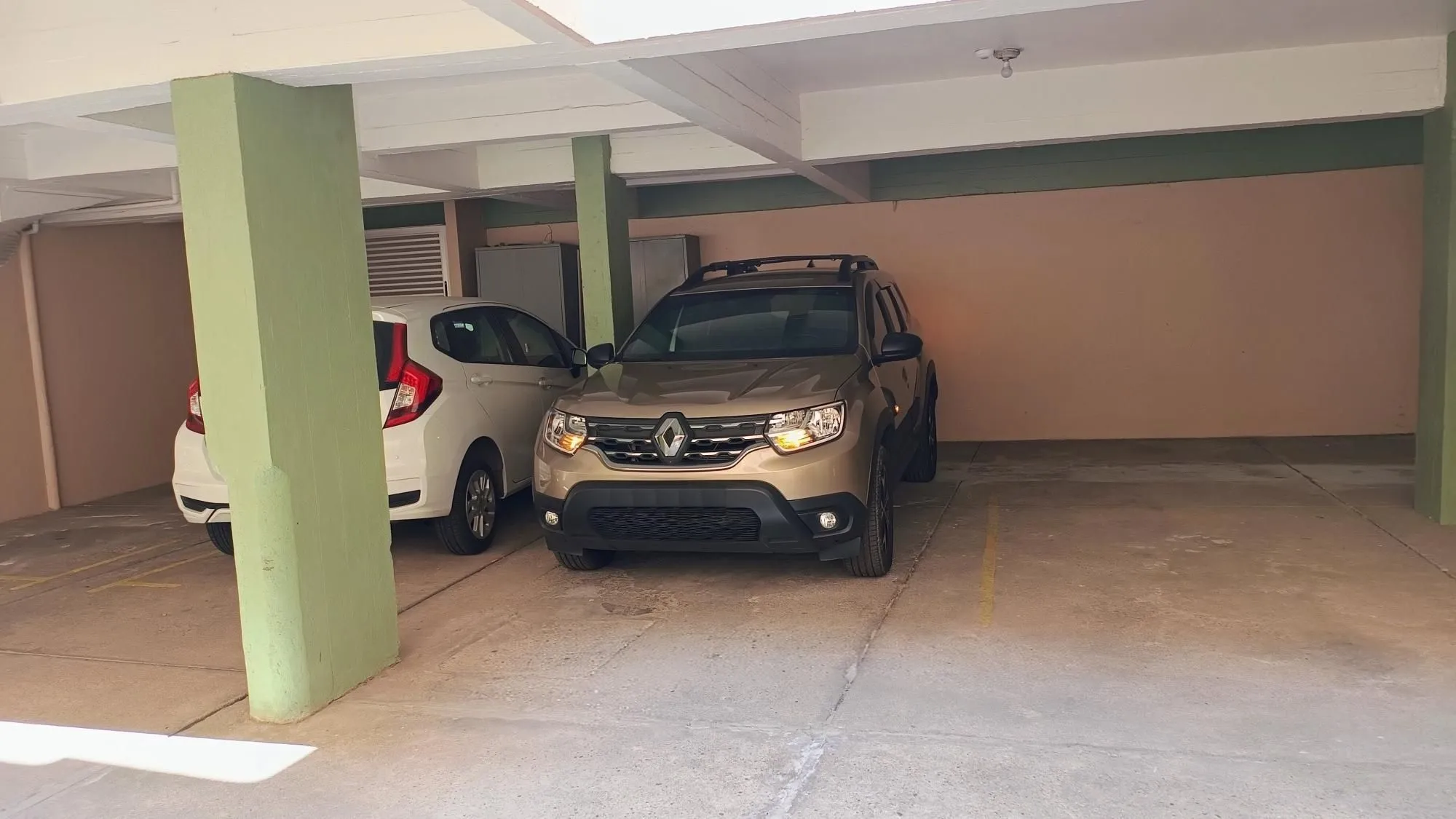 Imagem Apartamento 3 dormitórios 1 vaga no Bairro Floresta
