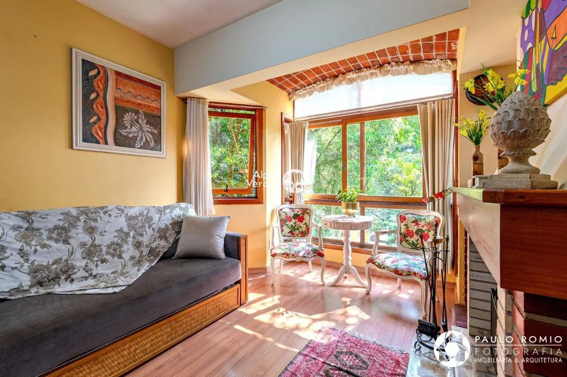 Imagem Vende-se apartamento mobiliado em Gramado a 5 minutos da Rua Coberta