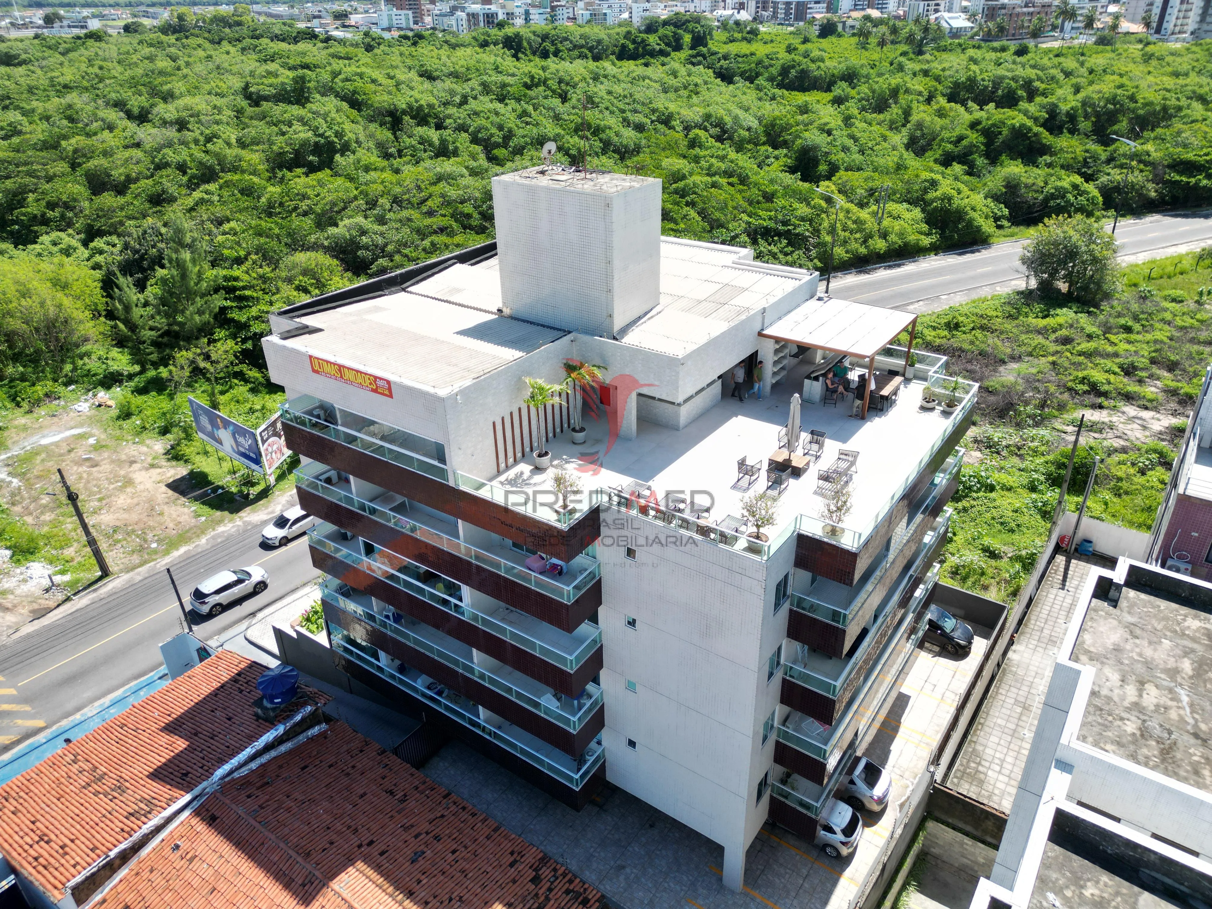 Imagem Apartamento com Projetados na Principal do Bessa a apenas 50m do Mar