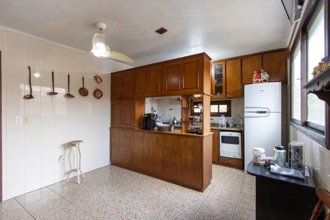 Imagem Casa para Venda - 200m², 3 dormitórios, sendo 1 suites, 3 vagas - Jardim Verde