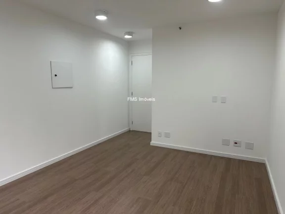 Imagem Conjunto comercial com 1 sala e vaga de garagem à venda em Indianópolis, São Paulo-SP - 20m² de área