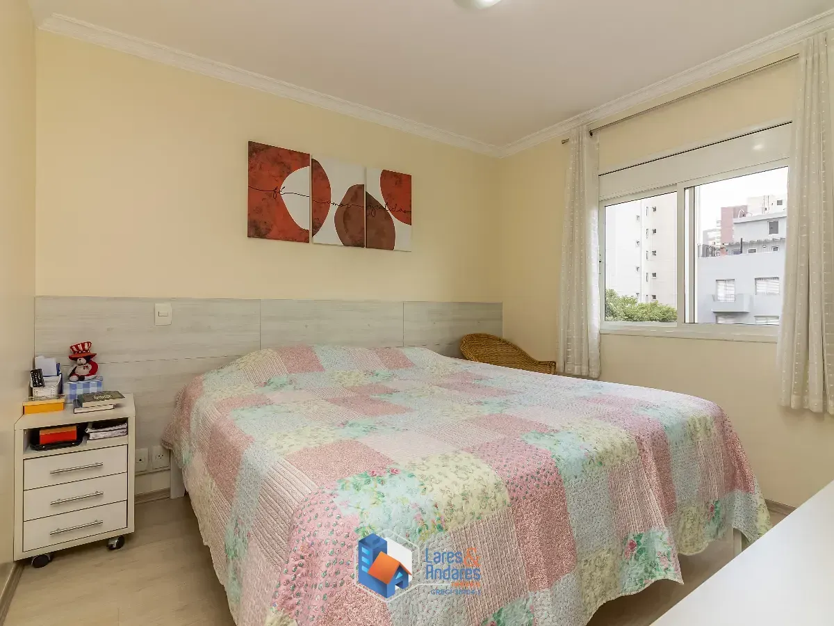 Imagem Apartamento para venda em Saúde com 3 quartos, sendo 1 suíte, 115m²