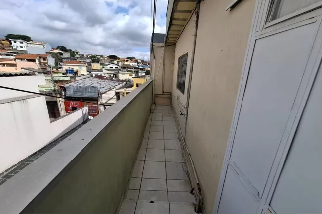 Imagem Casa para locação com 2 dormitórios, 2 banheiros e quintal por R$1.500,00 - Vila Guedes - SP