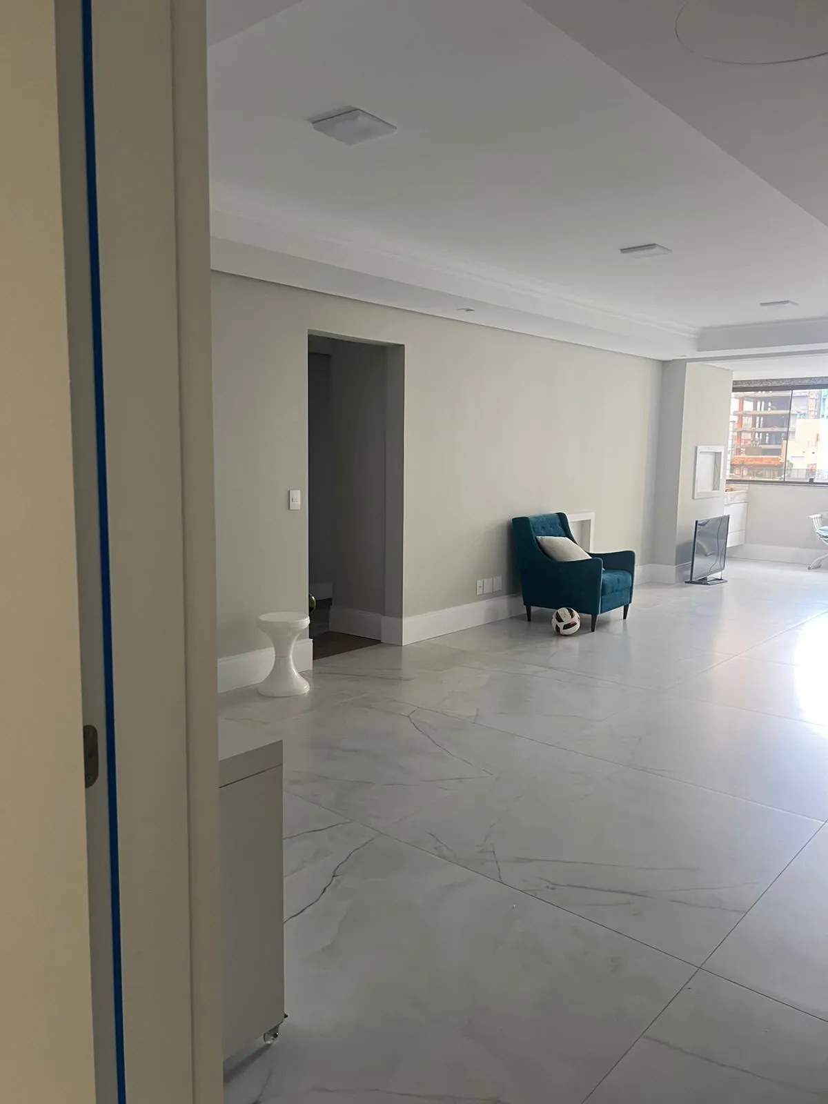 Imagem Vende-se apartamento com 4 suítes, 333m² e 3 vagas - Bela Vista