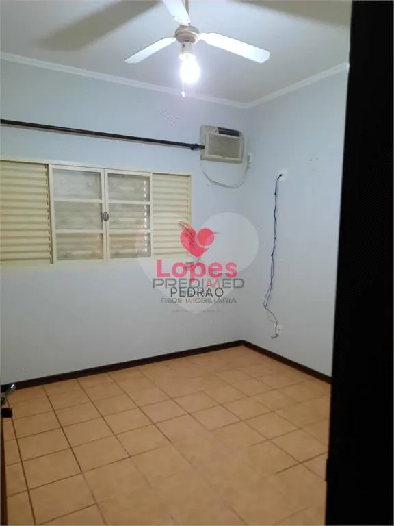 Imagem Casa de 3 quartos, 147m² no bairro Jardim Ubirama, em Lençóis Paulista