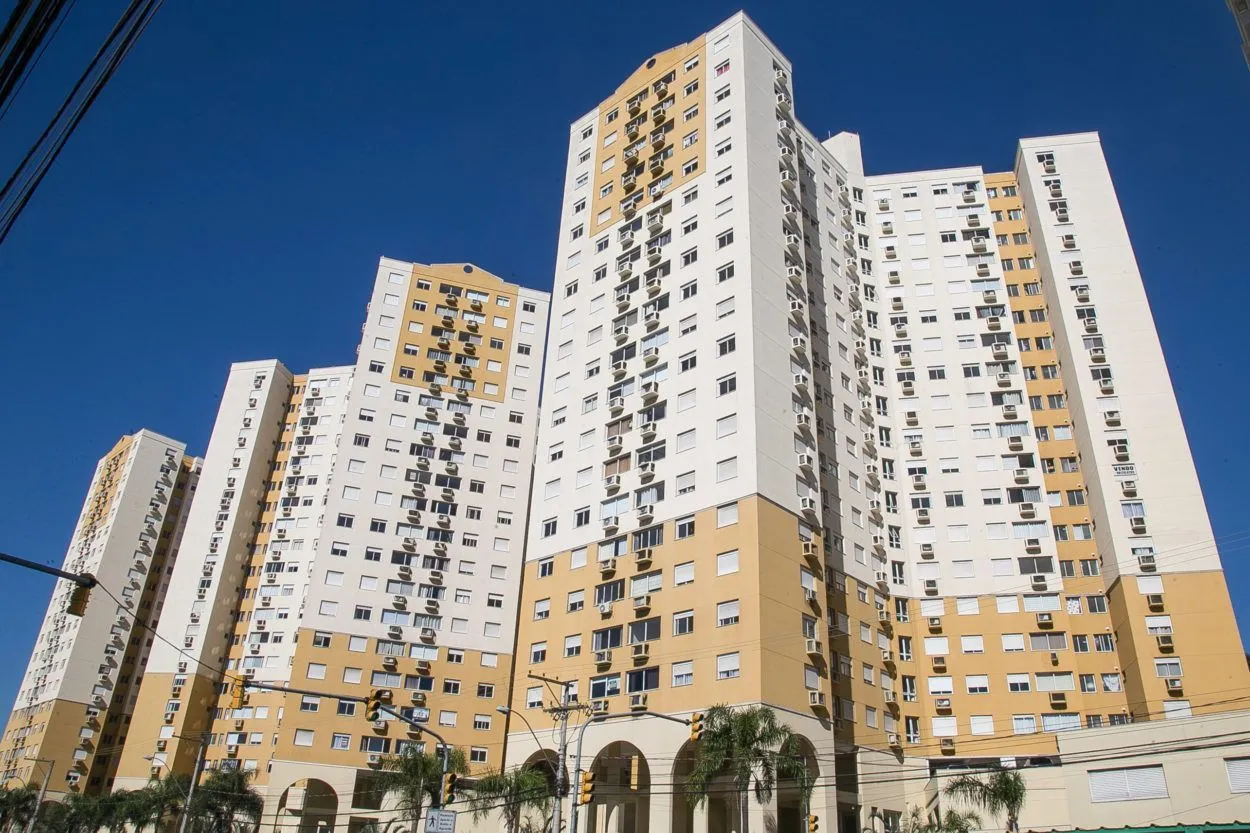 Imagem Apartamento à venda em Porto Alegre, Santo Antônio, com 3 quartos, 79m2
