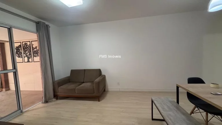 Imagem Apartamento para locação na Consolação: 3 quartos, 1 sala, 1 banheiro, 1 vaga de garagem, 128m². Confira!