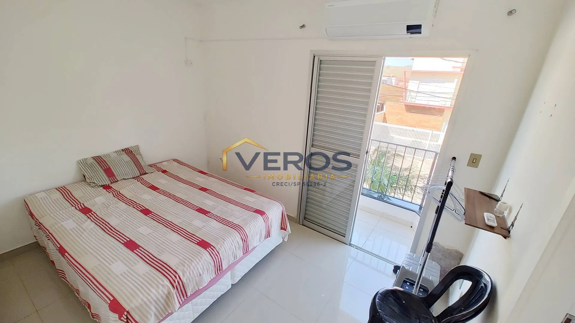 Imagem Apartamento a venda com 3 quartos 600m da praia Martim de Sá Caraguatatuba