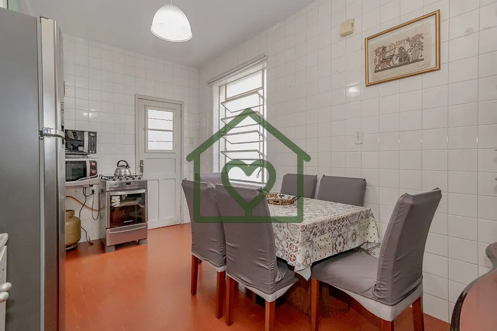 Imagem Descubra o refúgio perfeito em um elegante apartamento residencial, disponível para venda no charm...