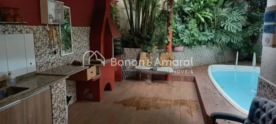 Imagem Casa Espaçosa com Piscina e Energia Solar no Condomínio Tabatinga - Valinhos