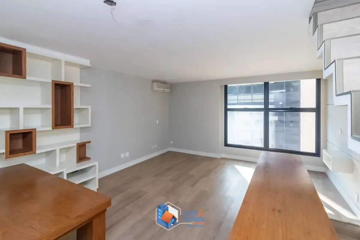 Imagem Triplex para venda em Itaim Bibi com 1 quarto, sendo 1 suíte, 90m²