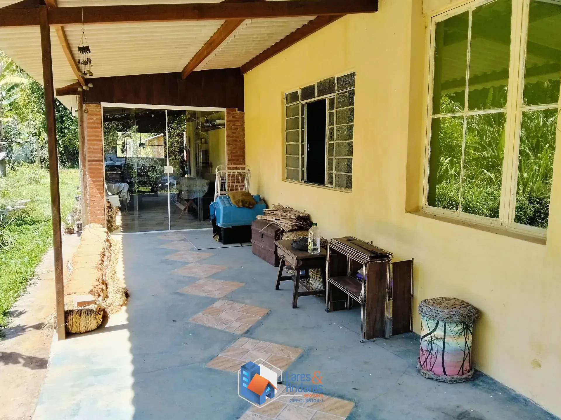 Imagem ARRENDAMENTO DE SITIO COM NASCENTE, ÁREA PARA PLANTIO, CASA COM 3 DORMITÓRIOS, CASEIRO, COM MAIS DE 40.000 METROS IDEAL PARA ONGS - SÃO LOURENÇO DA SERRA.