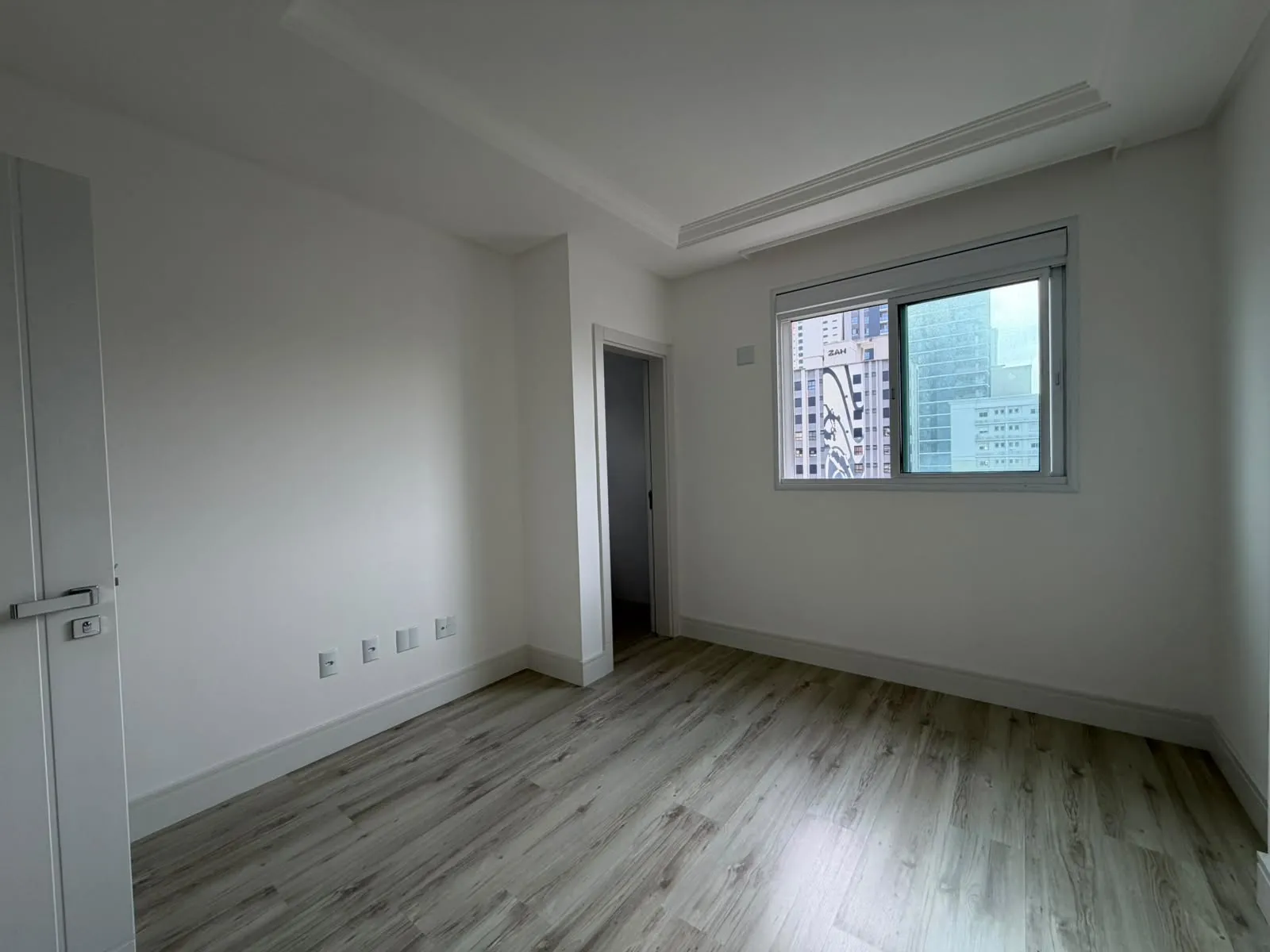 Imagem Apartamento à venda com 124.8m2 por R$ 2.300.000,00