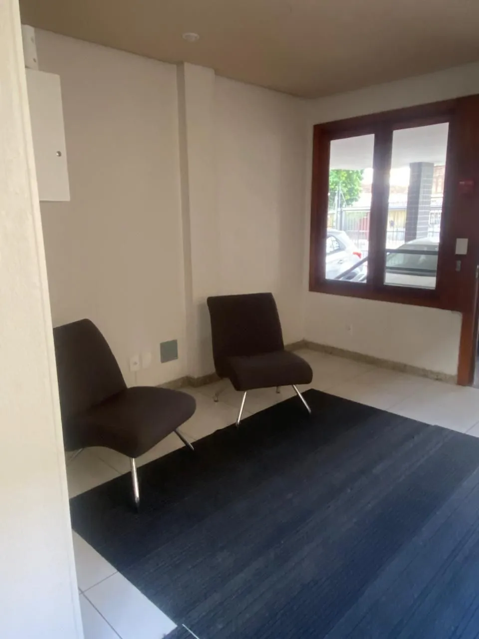 Imagem Apartamento Guardem com 2 dormitórios no bairro Jardim Botânico.