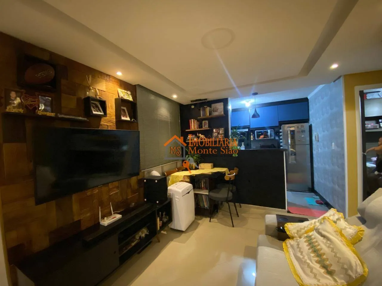Imagem Apartamento com 2 dormitórios à venda, 45 m² por R$ 265.000,00 - Vila Alzira - Guarulhos/SP