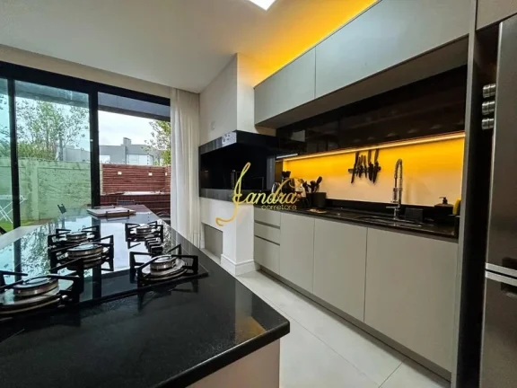 Imagem Casa térrea com 03 suítes, 149m² de área construída