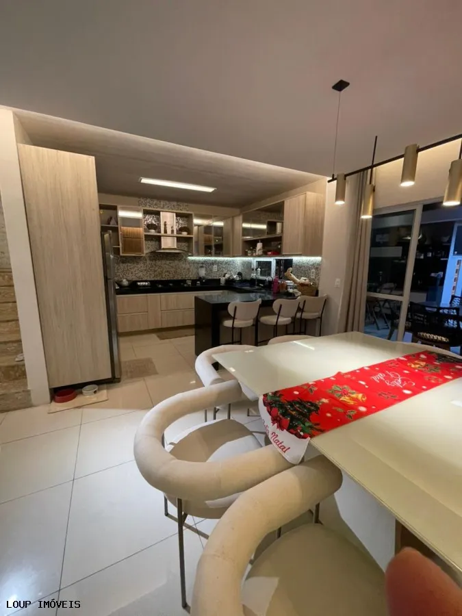 Imagem Casa para Venda em Fortaleza, Jardim Cearense, 3 dormitórios, 3 suítes, 4 banheiros, 2 vagas