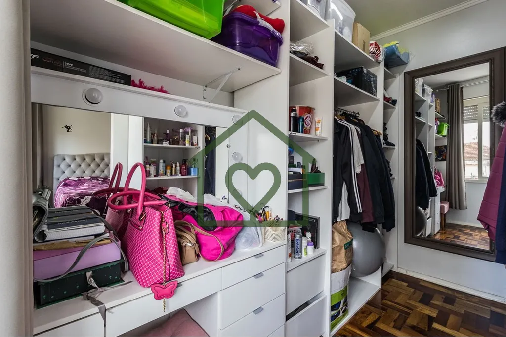 Imagem Descubra um excelente apartamento à venda no coração do Jardim Lindóia, Porto Alegre. Este imóv...