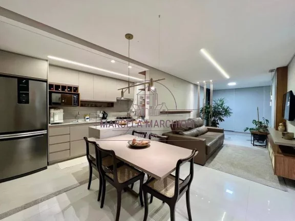 Imagem Luxuoso apartamento na Praia da costa, frente vista mar
