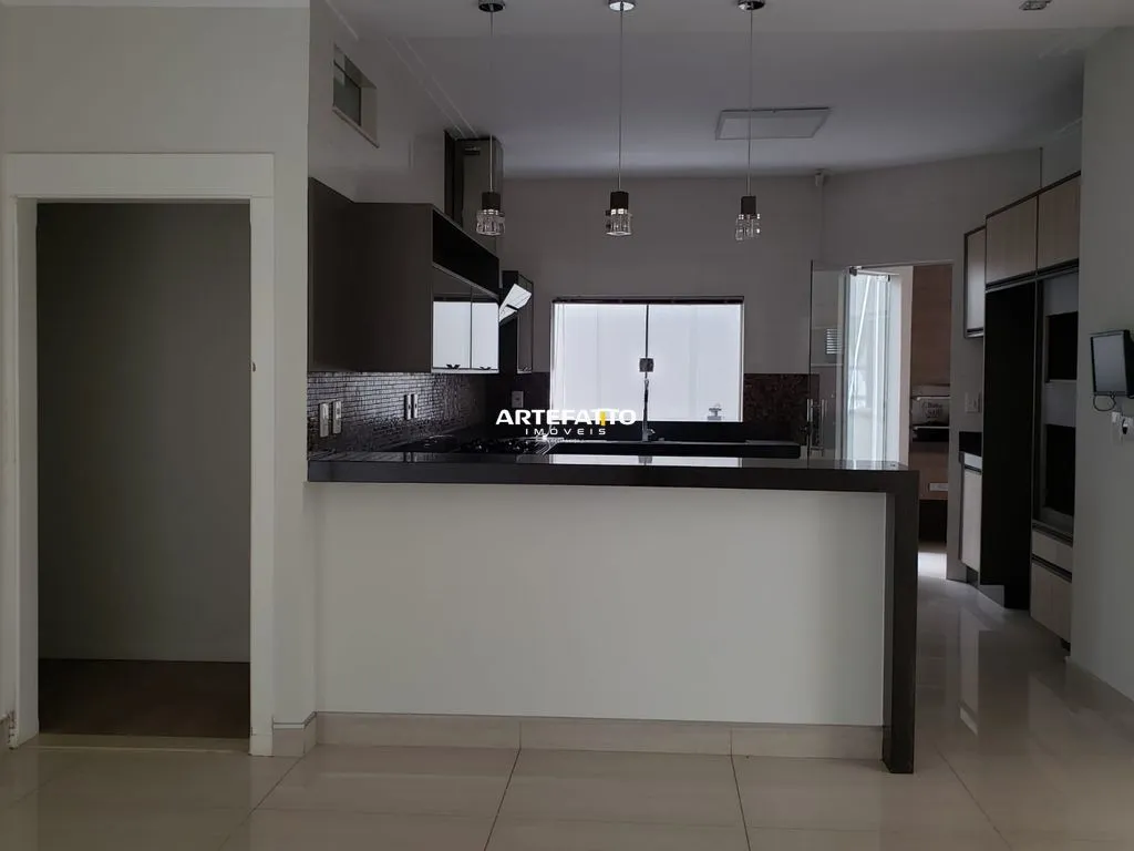 Imagem Casa à venda em Franca, Jardim Piratininga, com 4 quartos, 217m2