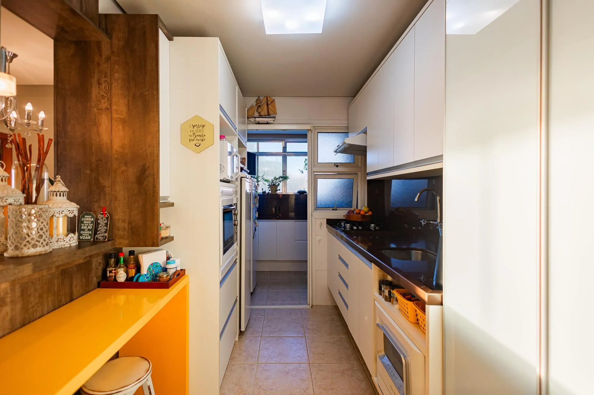 Imagem Apartamento de 97m² privativos com 3 dormitórios e 2 vagas