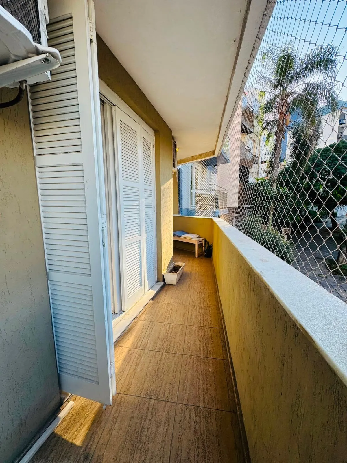 Imagem Bela Vista: Apartamento com 2 Dormitórios e 2 Vagas em Localização Privilegiada