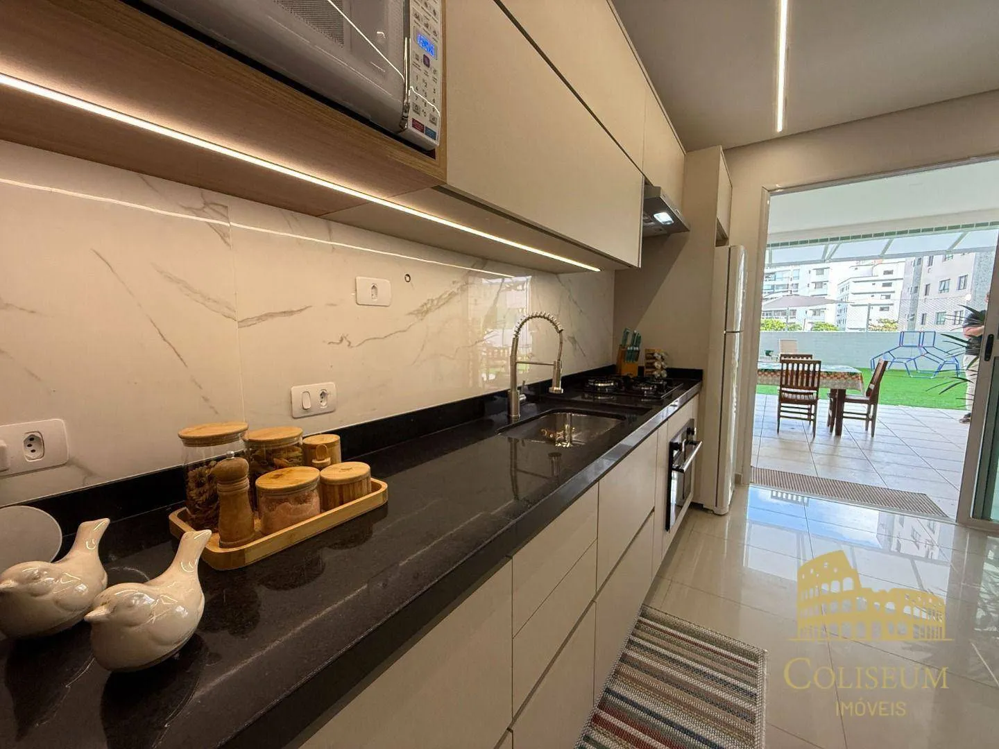 Imagem Apartamento com 2 dormitórios à venda, 279 m² por R$ 1.350.000,00 - Canto do Forte - Praia Grande/SP