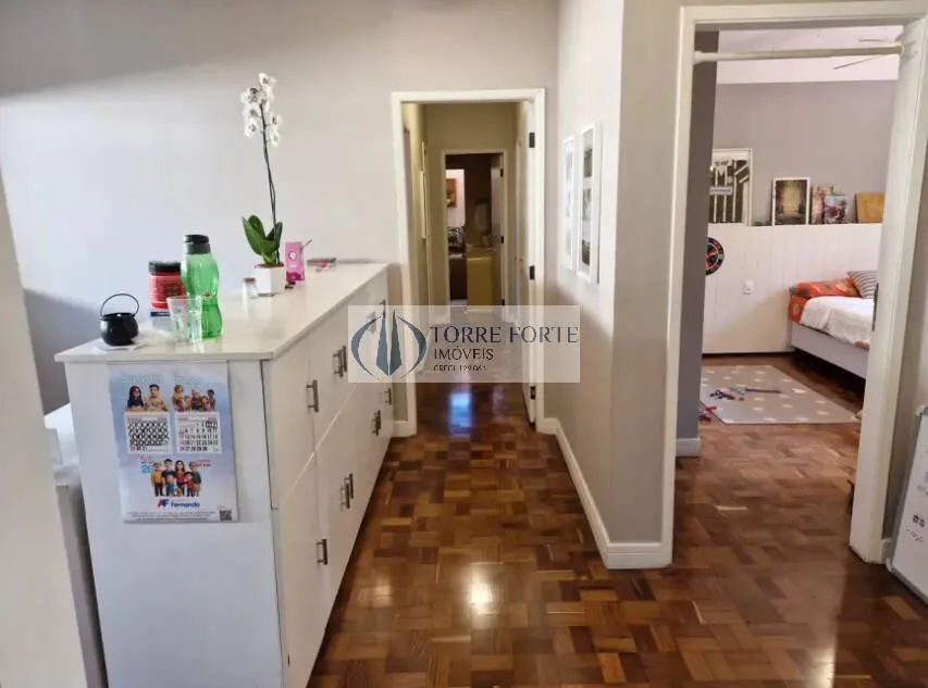 Imagem Excelente casa de alto padrão no Bairro Cidade Jardim, com 532 m², única