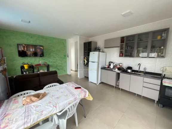 Imagem Casa para locação temporada em Guaratuba com Piscina para 8 pessoas (disponível para ano novo)