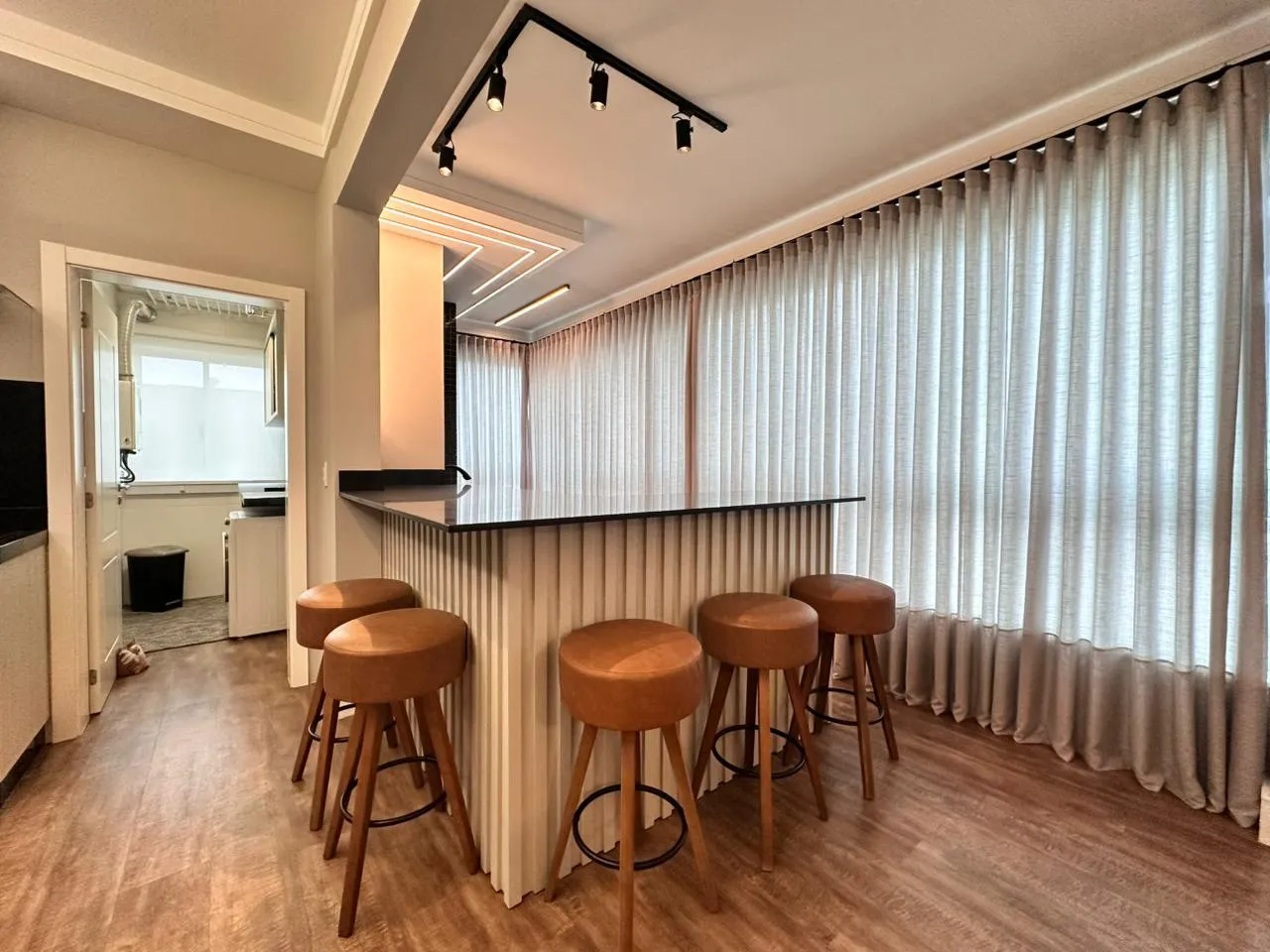 Imagem Apartamento com vista para o mar à venda com 130m2 por R$ 3.200.000,00