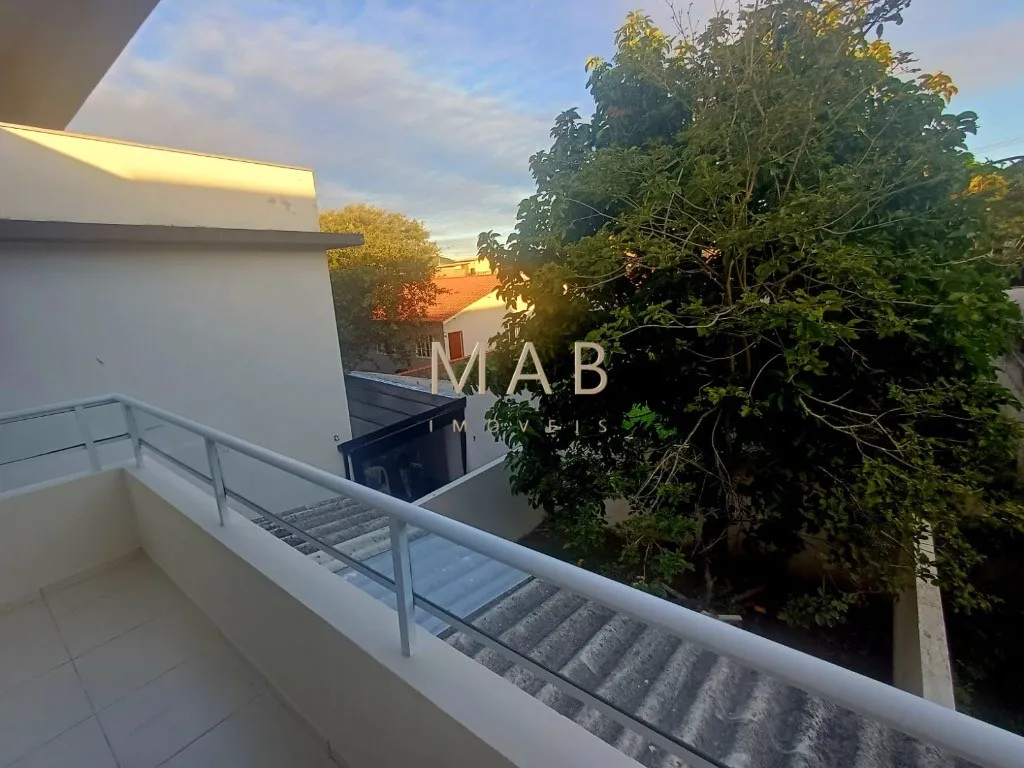 Imagem Imperdível oportunidade: Casa à venda em Florianópolis-SC, Ingleses do Rio Vermelho, 2 quartos, 1 sala, 2 banheiros, 1 vaga, 112m².