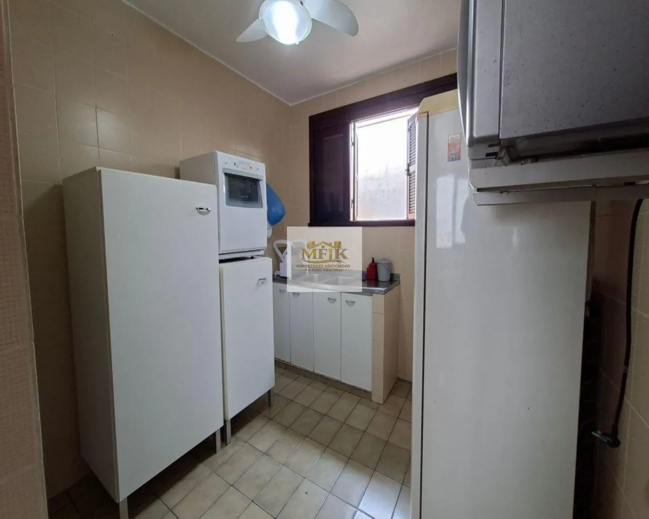 Imagem Casa com 4 quartos à venda no Atami