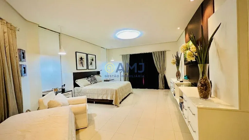 Imagem Luxuoso Sobrado no Jardins Atenas - Um Refúgio de Luxo e Natureza