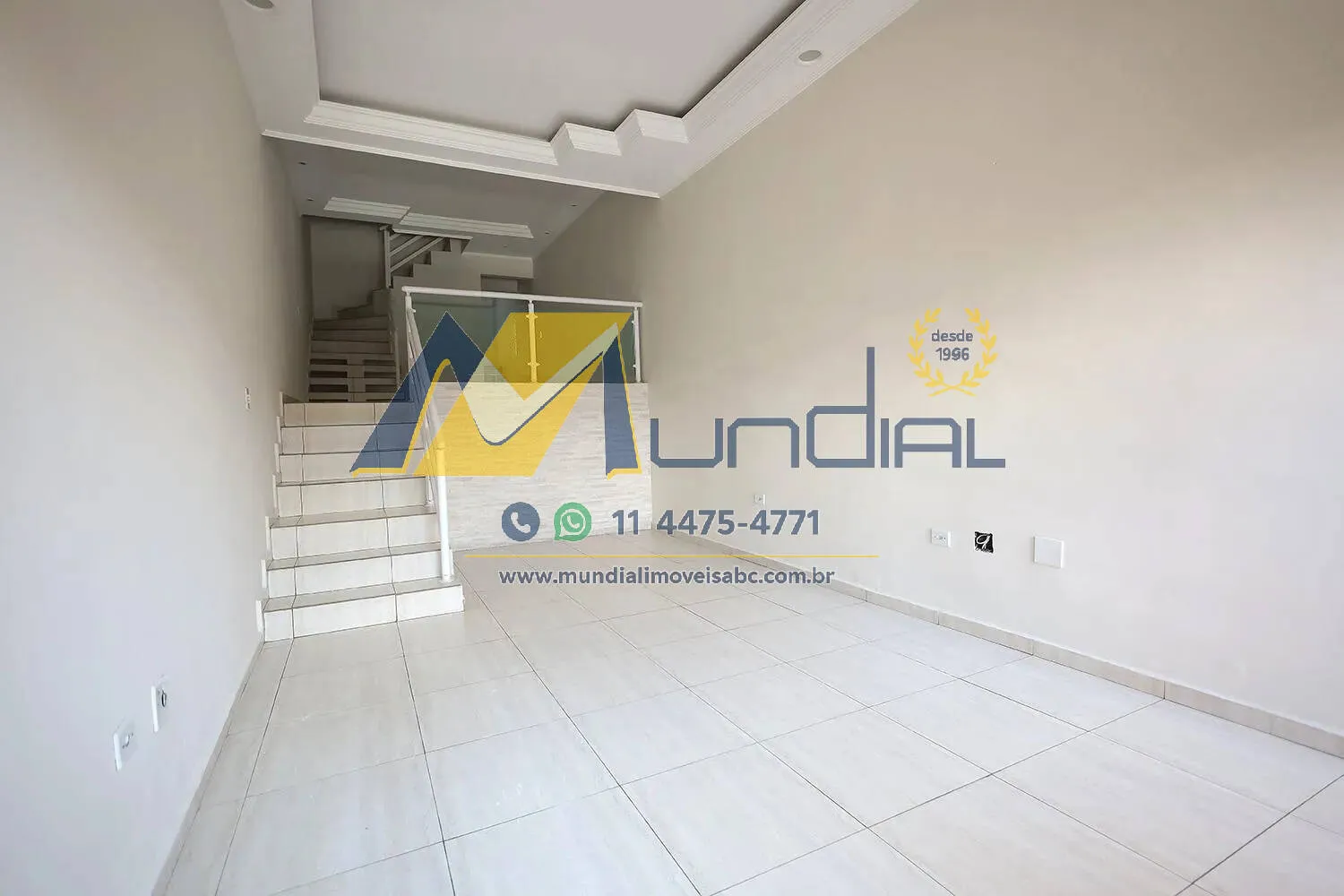 Imagem CASA À VENDA COM 115 M², 3 DORMITÓRIOS E 2 VAGAS - JARDIM EUROPA
