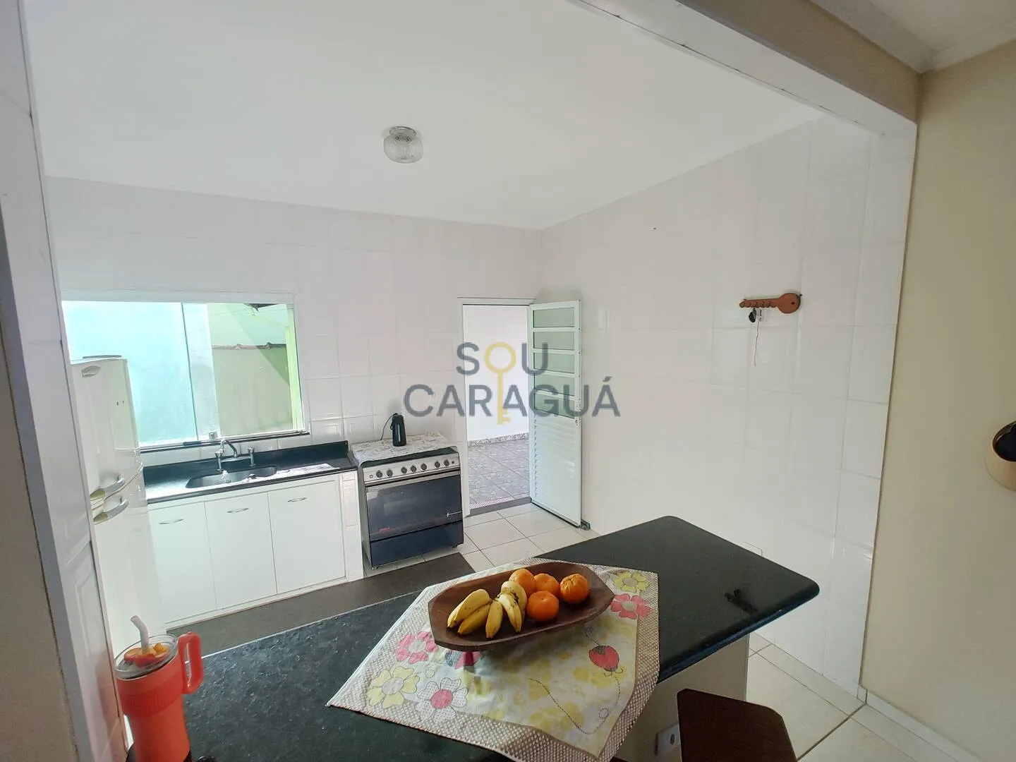 Imagem Casa Térrea a venda com 3 quartos a 600m da orla da praia Martim de Sá
