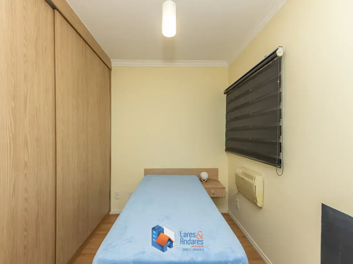 Imagem Sobrado para venda em Jardim Marisa com 3 quartos, sendo 3 suítes, 168m²