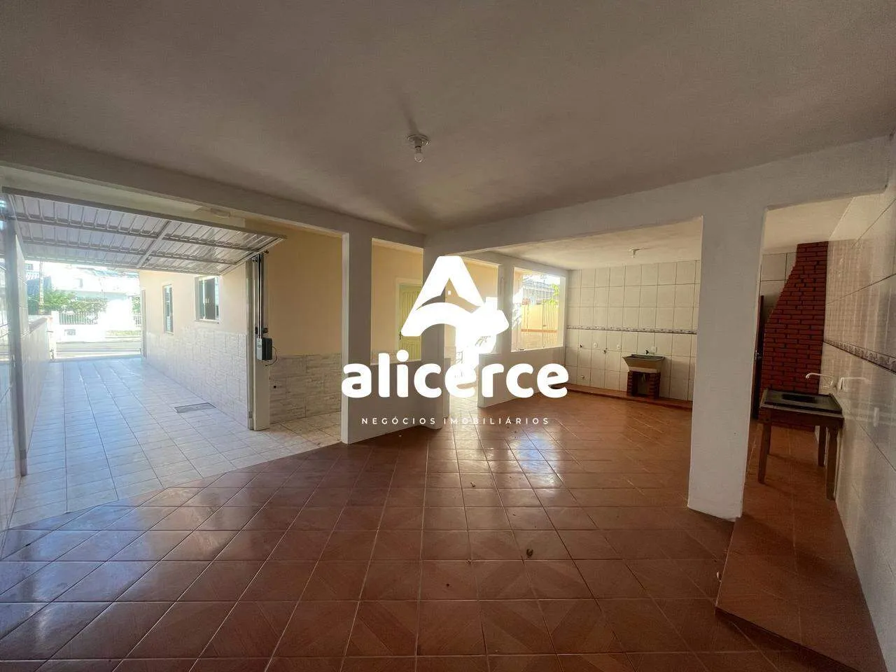 Imagem Casa à venda com 3 quartos 1 suíte, 98m² em Forquilhas São José