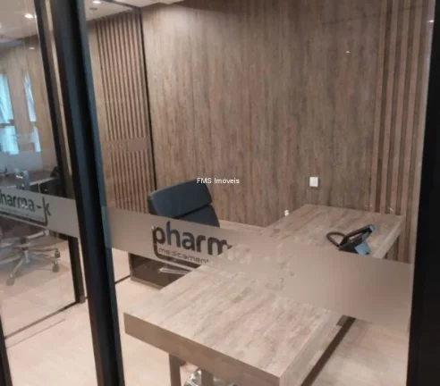 Imagem Conjunto comercial com 212m² em Perdizes.