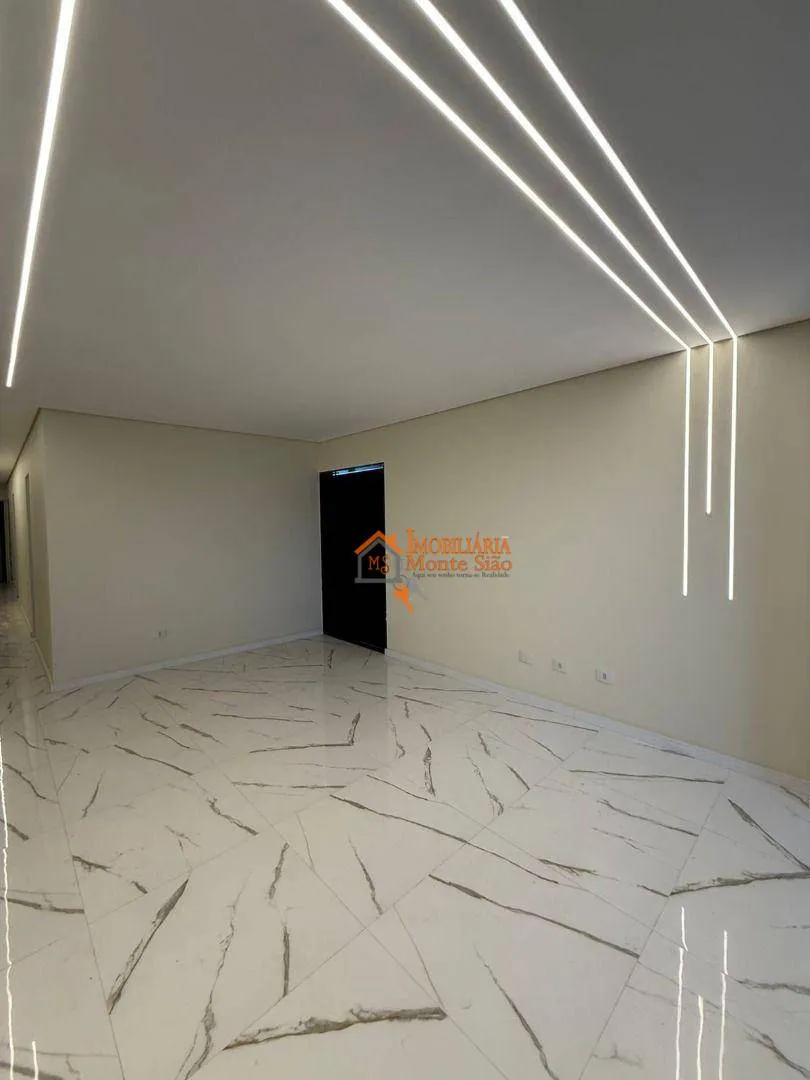 Imagem Sobrado com 3 dormitórios à venda, 125 m² por R$ 639.000,00 - Presidente Dutra - Guarulhos/SP