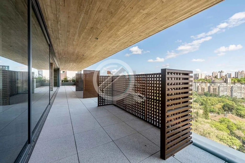 Imagem Com uma vista privilegiada de 317m² para toda a cidade, este apartamento no bairro Petrópolis ofer...