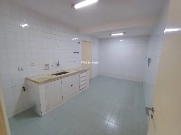 Imagem Apartamento à venda no Itaim Bibi com 3 quartos sendo 1 suíte, 2 banheiros, 1 vaga, 154m².