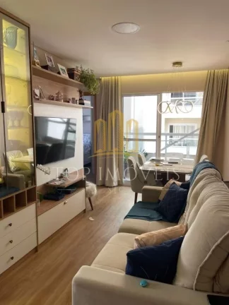 Foto do imóvel Maravilhoso apartamento dois dormitórios varanda repleto de planejados em Rua Maurício Cardoso
