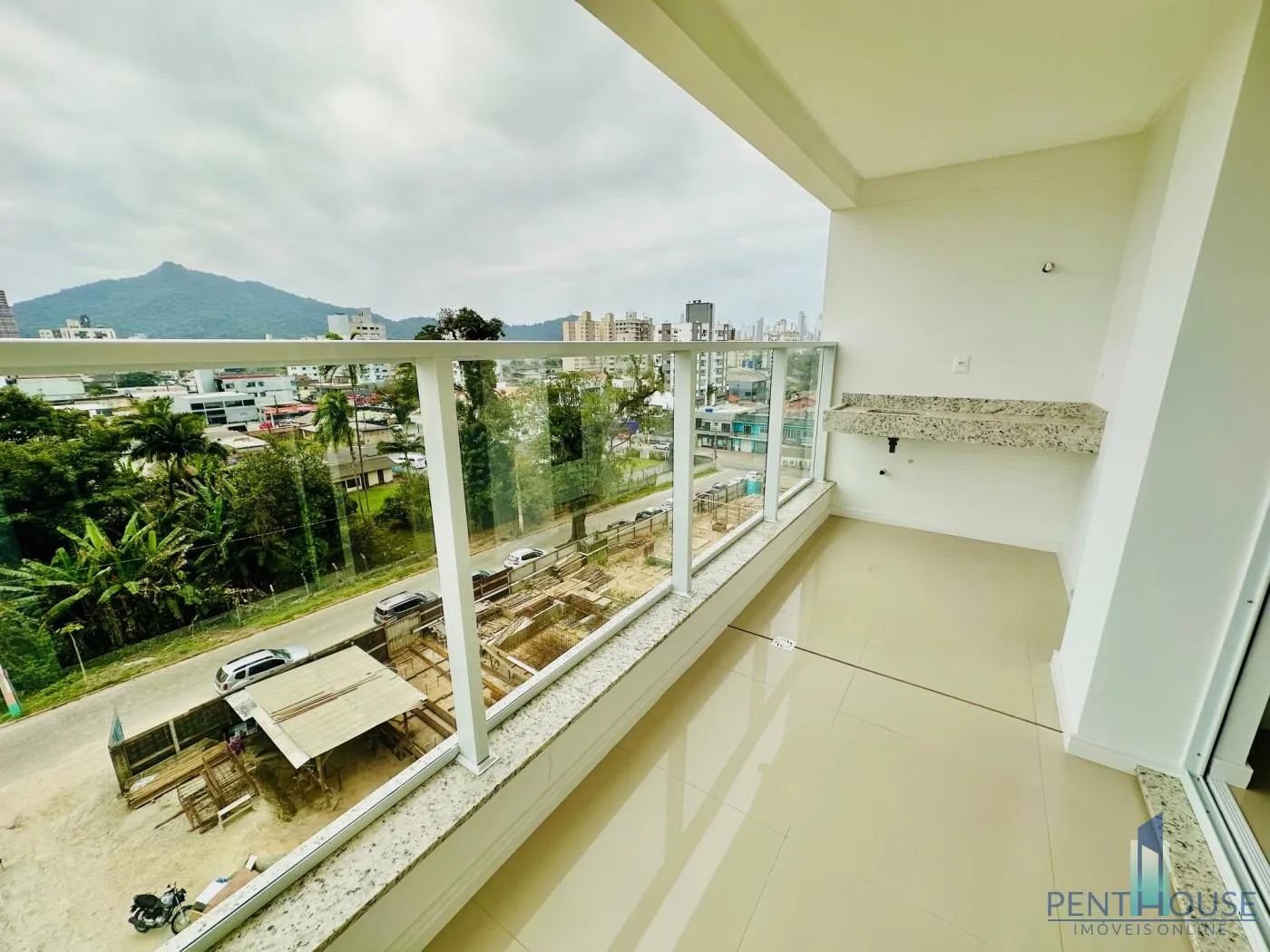 Imagem Apartamento Zona Central para Venda em Camboriú, TABULEIRO, 2 dormitórios, 1 suíte, 2 banheiros, 2 vagas
