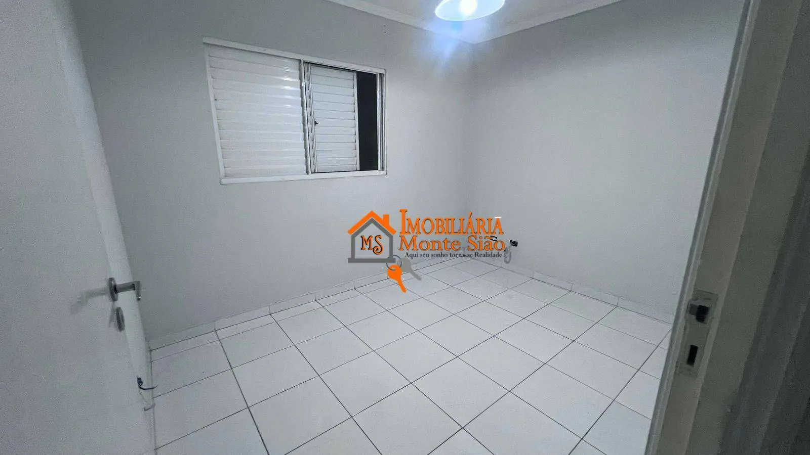 Imagem Sobrado com 2 dormitórios à venda, 88 m² por R$ 426.000,00 - Cidade Serodio - Guarulhos/SP