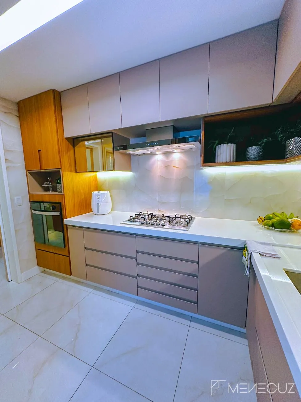 Imagem Apartamento 4 quartos, sendo 4 suítes a venda de frente para o mar na Praia do Morro em Guarapari