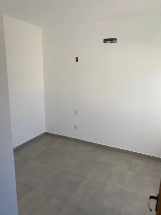 Imagem Encantadora Casa de 3 Quartos em Areias de Palhocinha, Garopaba-SC, Próxima ao Centro!