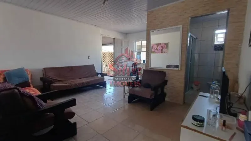 Imagem Casa 3 dormitórios a 400m do mar em Marisul