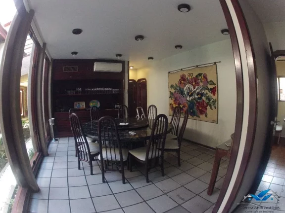 Imagem Casa maravilhosa pé na areia , está para locação e venda